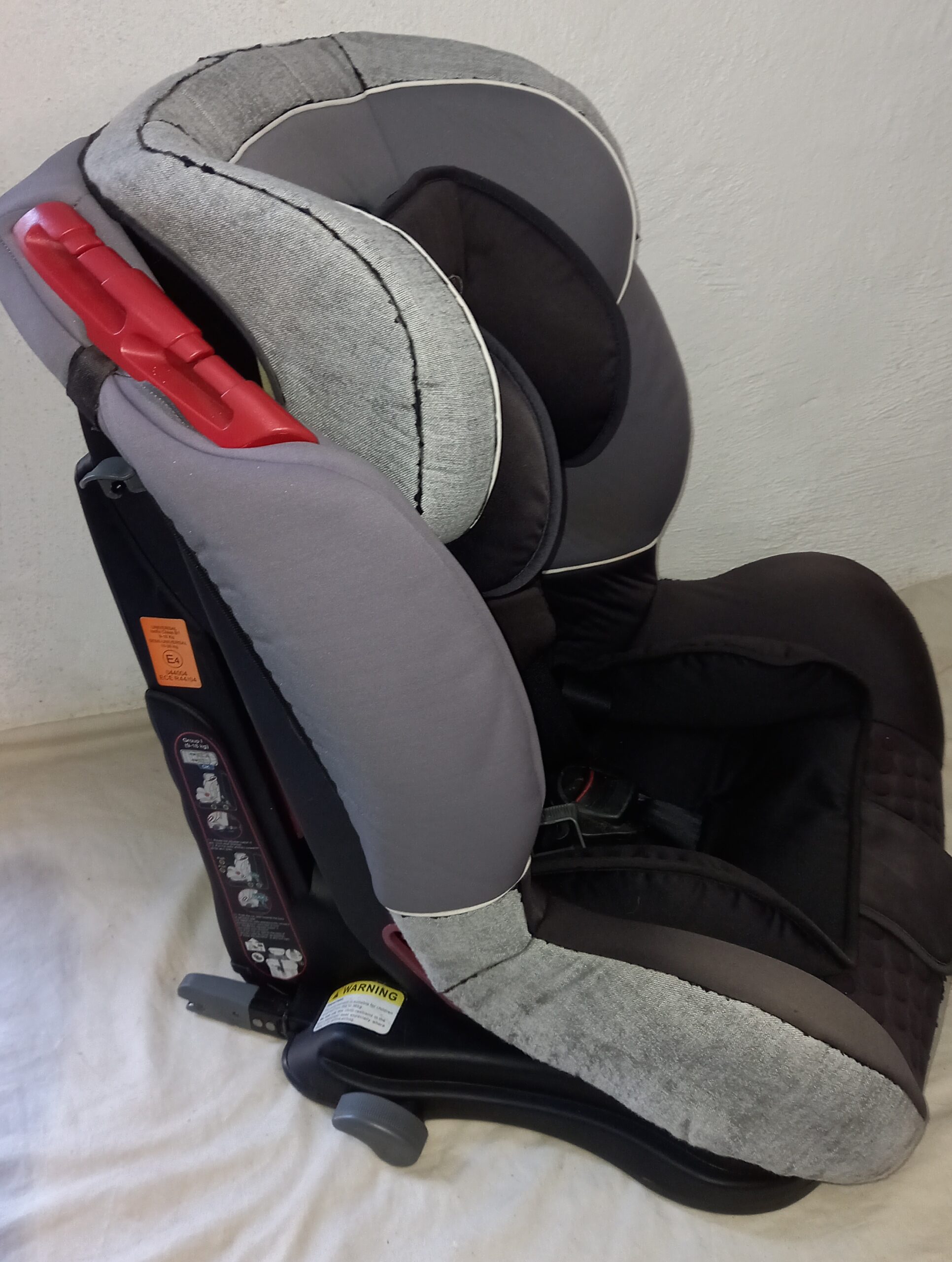 Bambino Elite ISOFIX Booster Seat 9kg to 36kg - Black Grey - Image 3