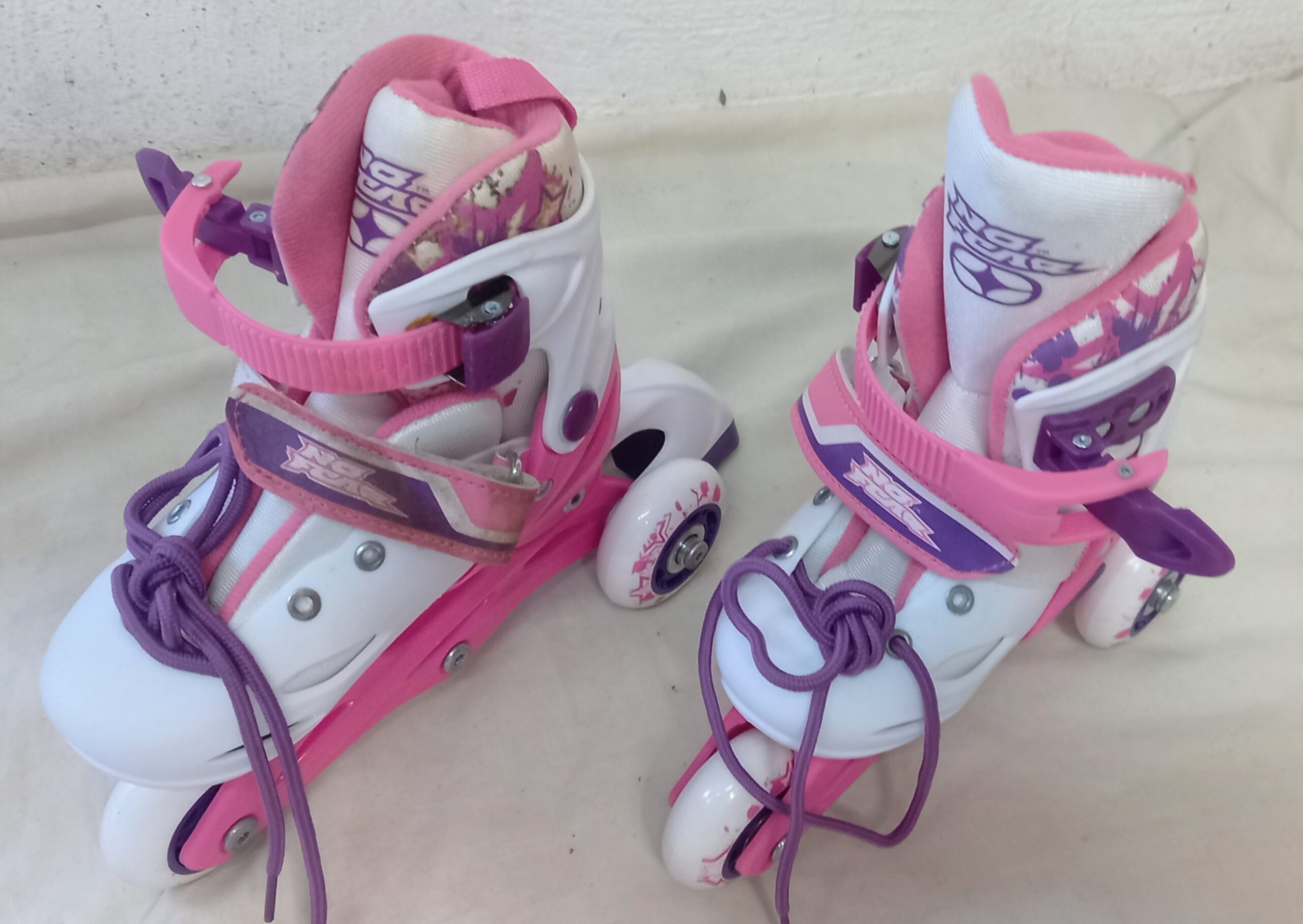 Kid's Roller Skates - Pink